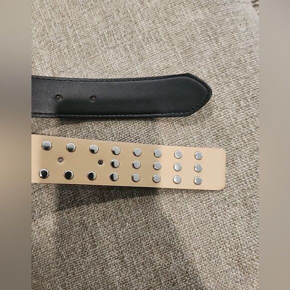 Steve Madden Women's 2-Pc. Faux-Leather Belt Set - Tan / Black - Picture 4 of 4